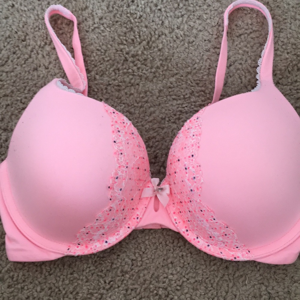 Pink Body By Victoria Secret 32DD Bra